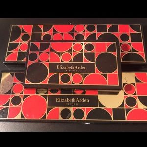 Elizabeth Arden Eye shadow and face set